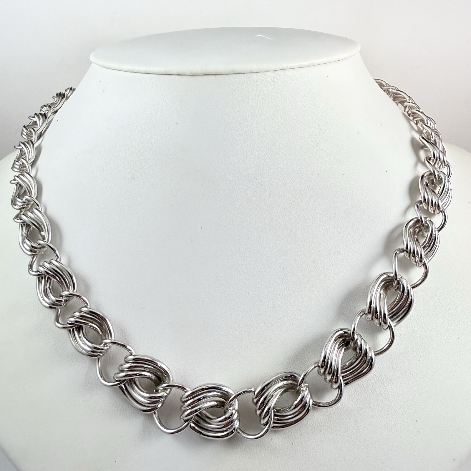 Vintage MONET Signed Silver Tone Link Chain Necklace 20