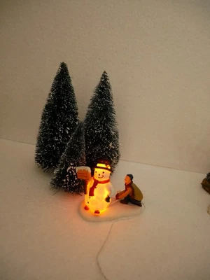 LEMAX composition arbres et bonhomme de neige - Photo 1/3