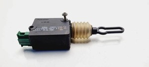 AUDI A4 Avant 8D5, B5 Zentralverriegelungsmotor 09062000 8D9962115A 31083292