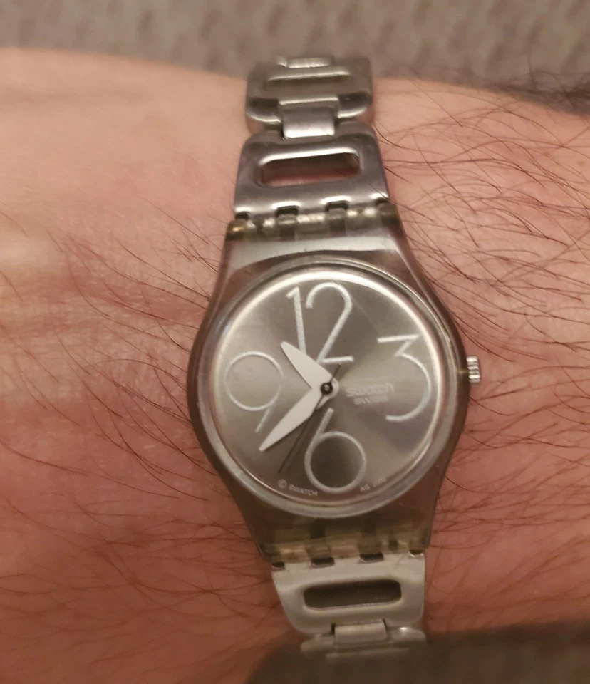 Vintage Swatch-Watche AG 2002 Anolog New Battery, Works Great, Ships Emediately - Image 2 of 4