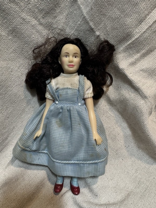 Vintage 1984 Ideal Toy Company Dorothy Gale Doll-Wizard Of Oz