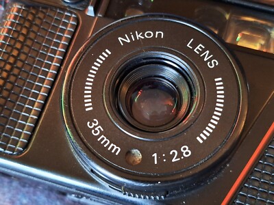 Nikon L35AF2 & 35mm 2.8 - Les ateliers de Marinette