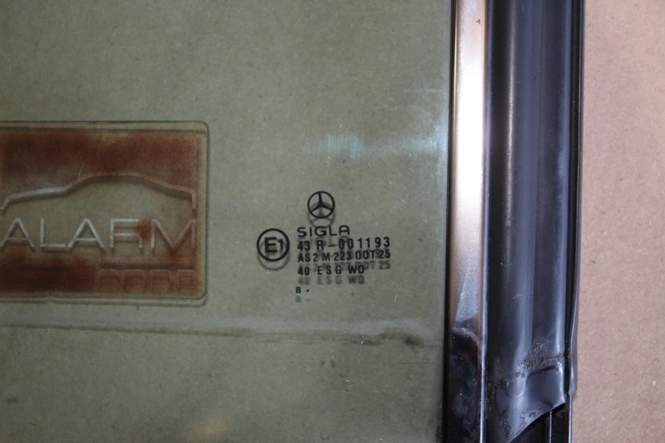 98 99 00 01 MERCEDES-BENZ SLK230 REAR RIGHT PASS SIDE QUARTER WINDOW GLASS OEM - Image 3 of 3