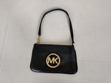 MICHAEL Michael Kors Fulton Black Leather Pebblestone Wristlet Zip Closure