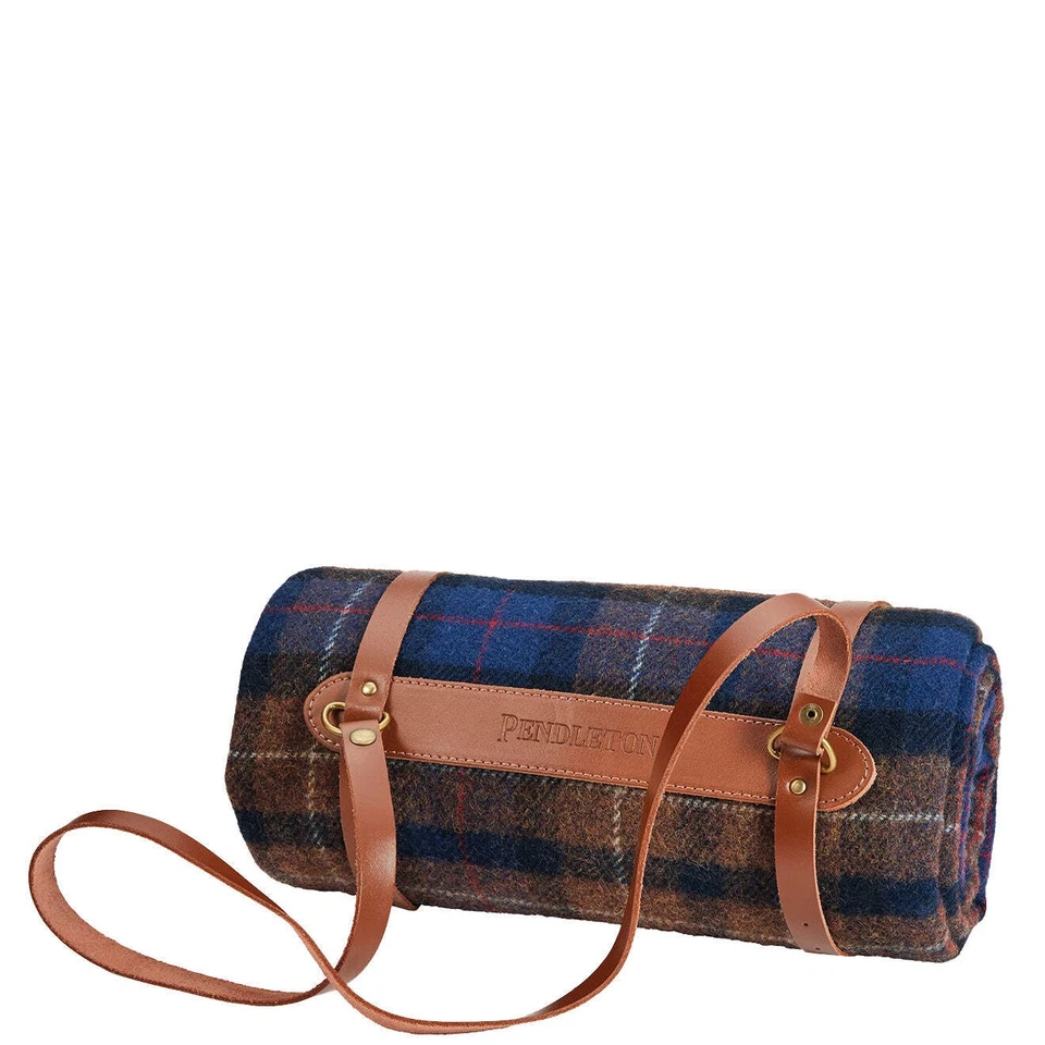 Pendleton Motor Robe with Leather Carrier Shelter Bay Plaid - Bild 2 von 3