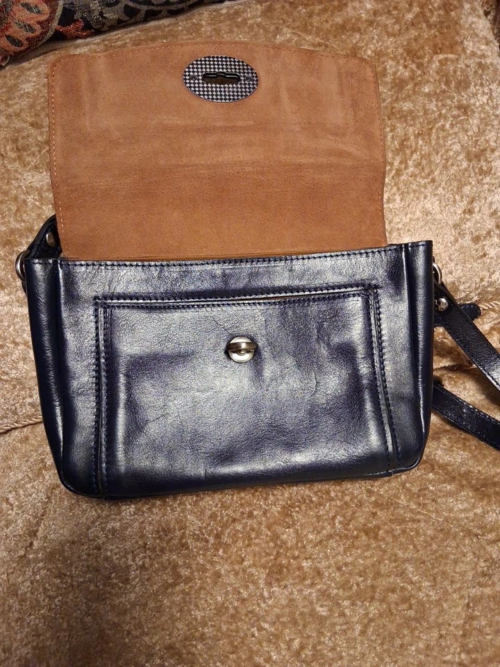 Patricia Nash Gradina Flap Leather Crossbody Bag Mirage Oceana - Image 4 of 4