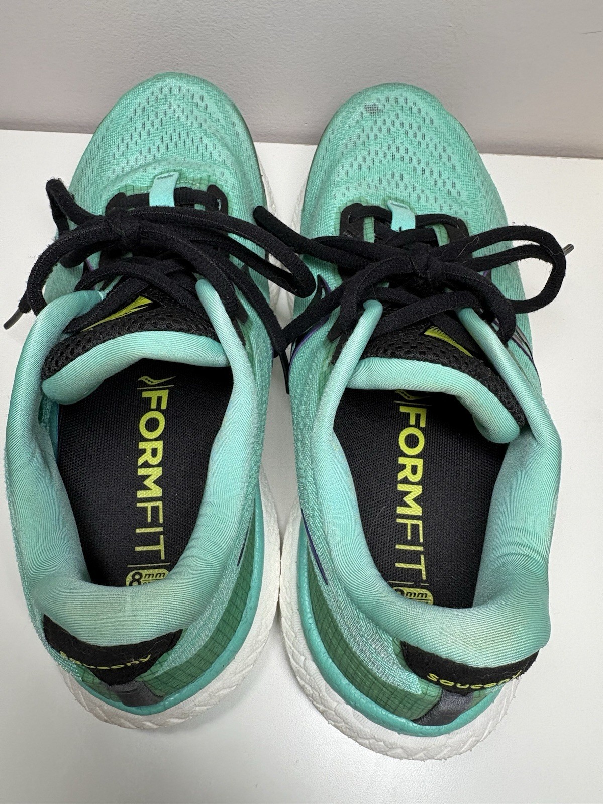 Saucony Triumph 19 Womens Shoes Blue Running Walking Athletic Sneakers Size 8.5 thumbnail 9