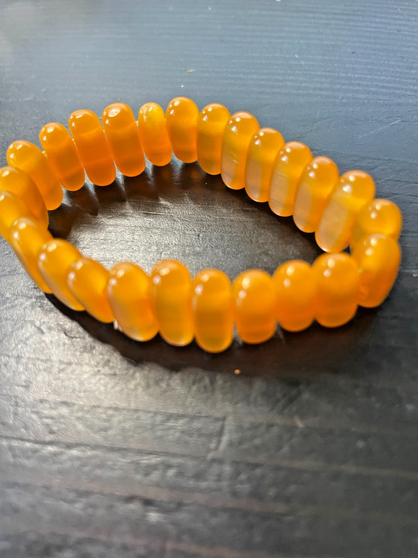 Vintage strechable natural baltic amber bracelet