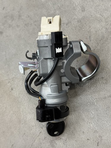 2010 2011 2012 2013 Kia Forte Ignition Switch Key Door Lock OEM - Picture 6 of 8