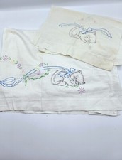 Vintage Top Sheet and Pillow Case Baby Crib With Embroidered Kitten NICE