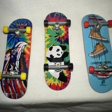 3 Tech Deck Finger Boards