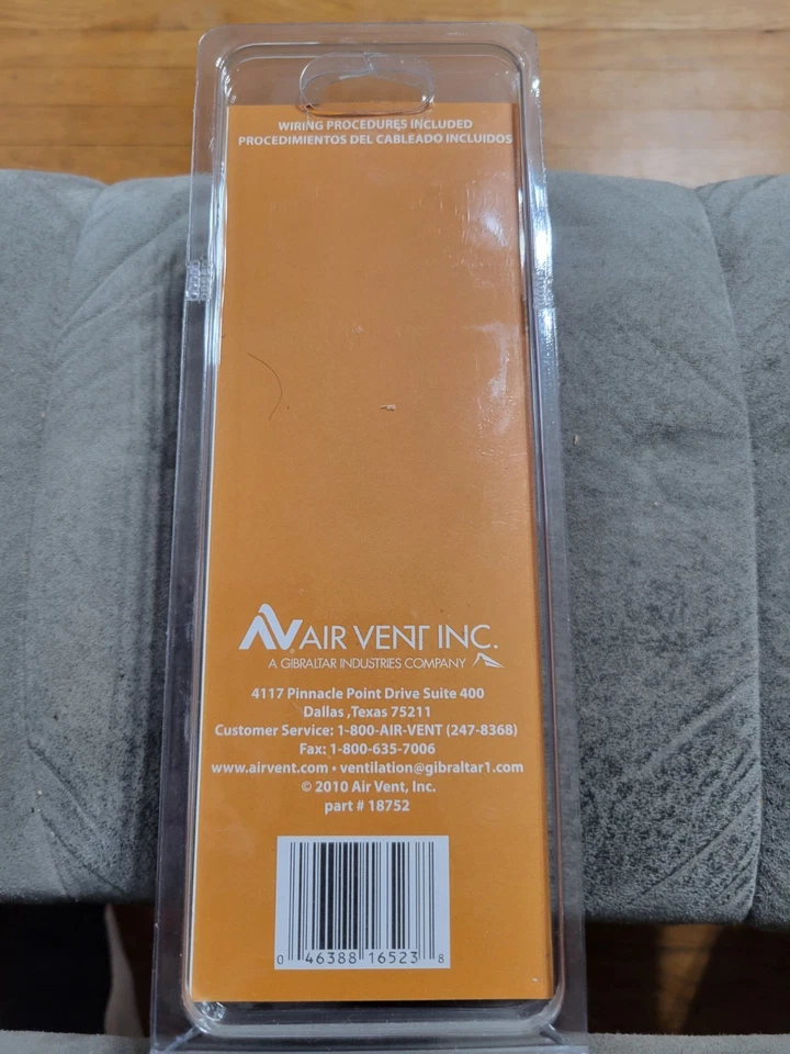 Interruptor de ventilador basculante para toda la casa Air Vent 58030 de 2 velocidades, blanco Foto 2 de 2