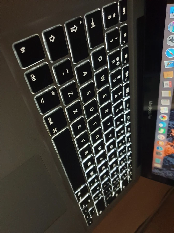 Apple MacBook Pro A1278 13", E 2011 i5 2.3GHz 4GB RAM 320GB HDD,SL12 - Image 3 of 4