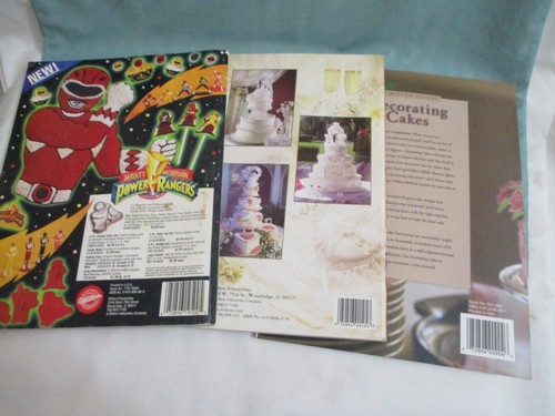 The Wilton Cake Decorating Books 1991-1995 and 1999 - Picture 2 of 7