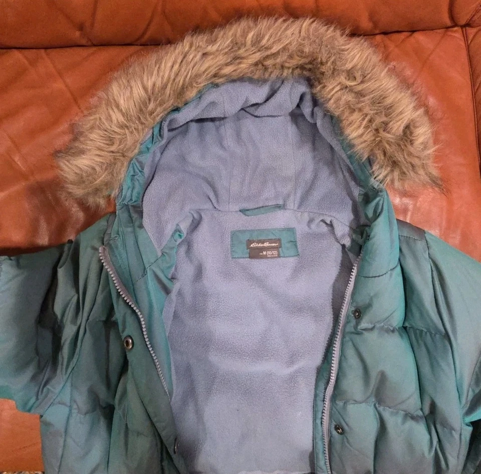 Chaqueta con Capucha Eddie Bauer Puffer Piel Sintética Niña Talla 10-12 Color Verde azulado Foto 4 de 4