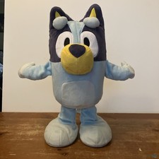 Dance  Play Interactive BLUEY Plush Toy - Talks/Dances/Musical 14  