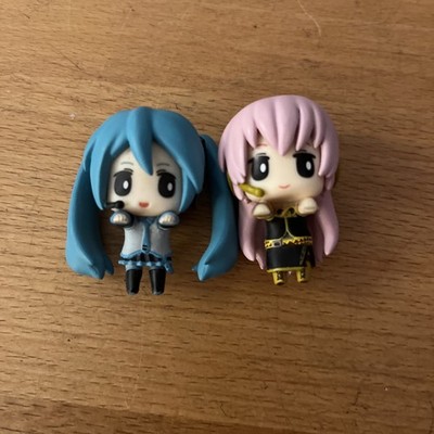 Hatsune Miku & Megurine Luka Chibi Figuren für Desktop Monitor
