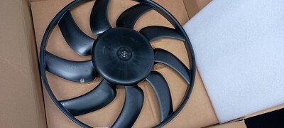 Letf Engine Radiator Cooling Fan Audi A4 13-14