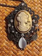 Retro Victorian Necklace Cameo Pendant Necklace 26"
