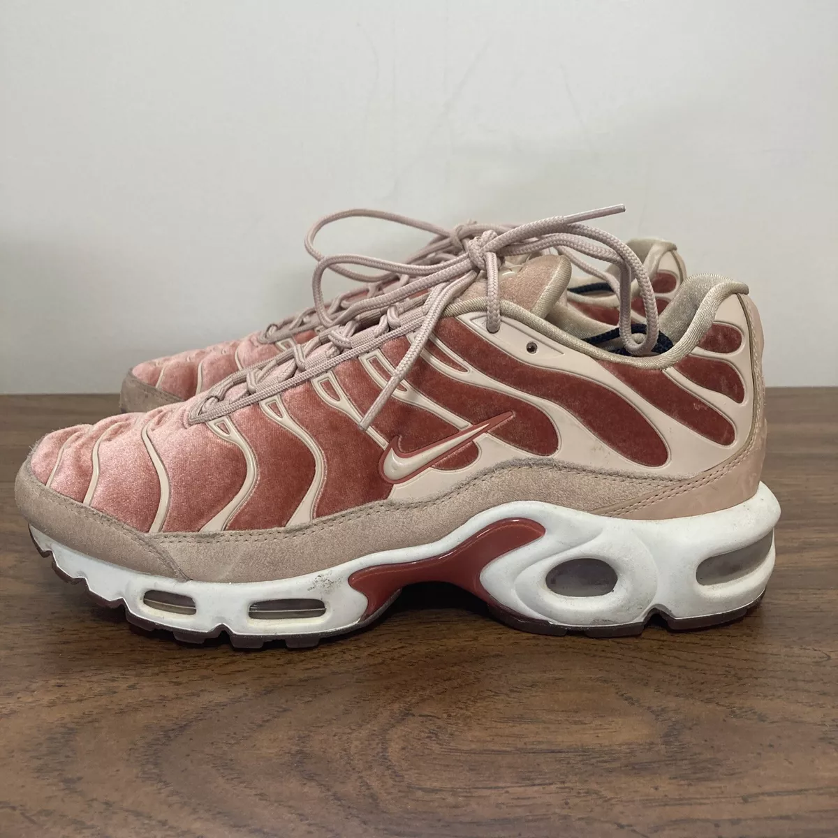 Medicina Forense Actor Engreído Nike Air Max Plus LX TN 1 Womens Suede Velvet Dusty Peach Pink AH6788-201  Sz 8.5 | eBay