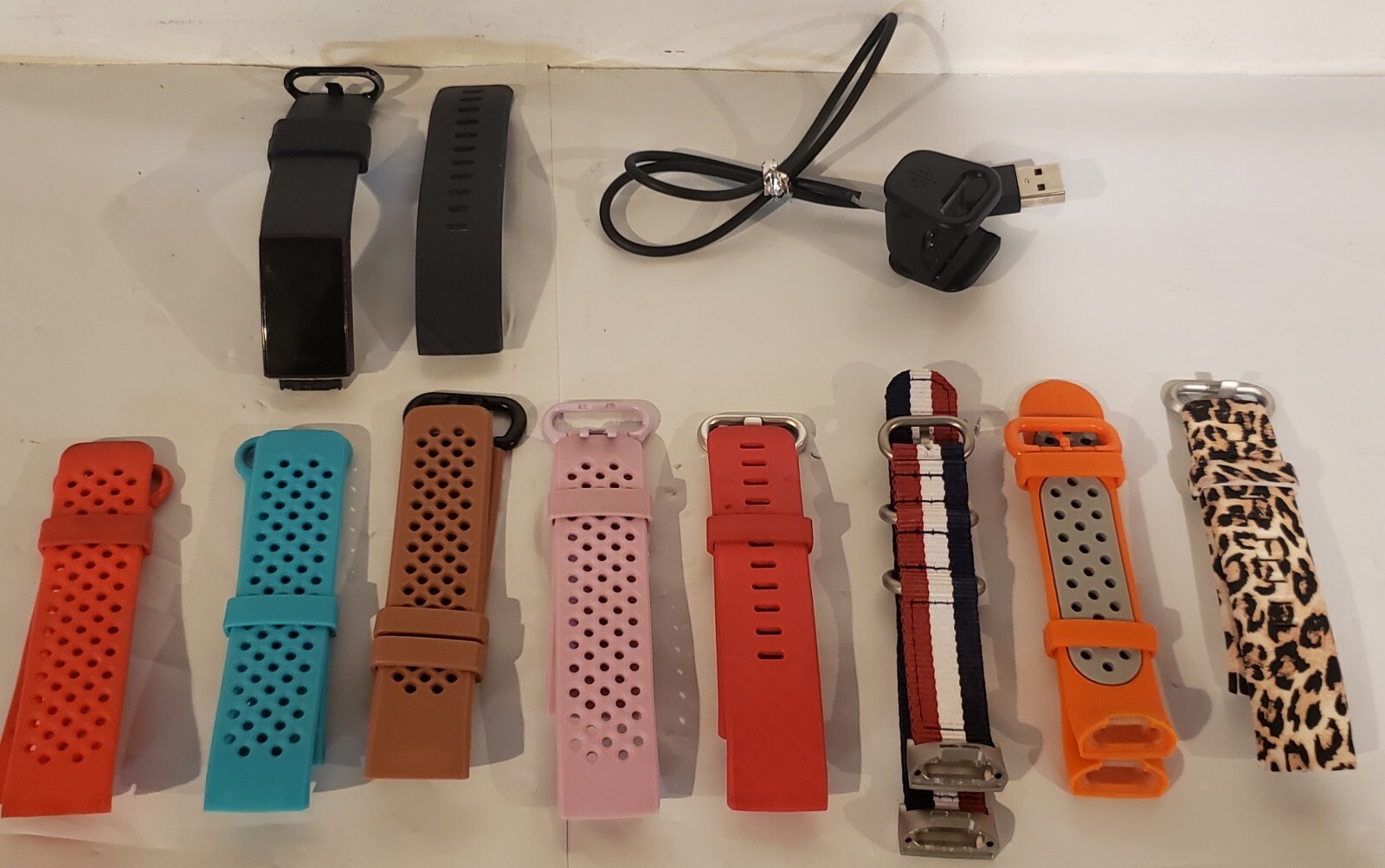 Fitbit Charge 4 Fitness Tracker Rosewood w/Charger & 8 Extra Bands