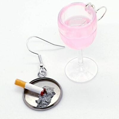 Handgefertigte ROSÉ WEINGLAS & ZIGARETTEN OHRRINGE MINIATUR tolle MINI Schwuchteln ZIGARETTE Rose