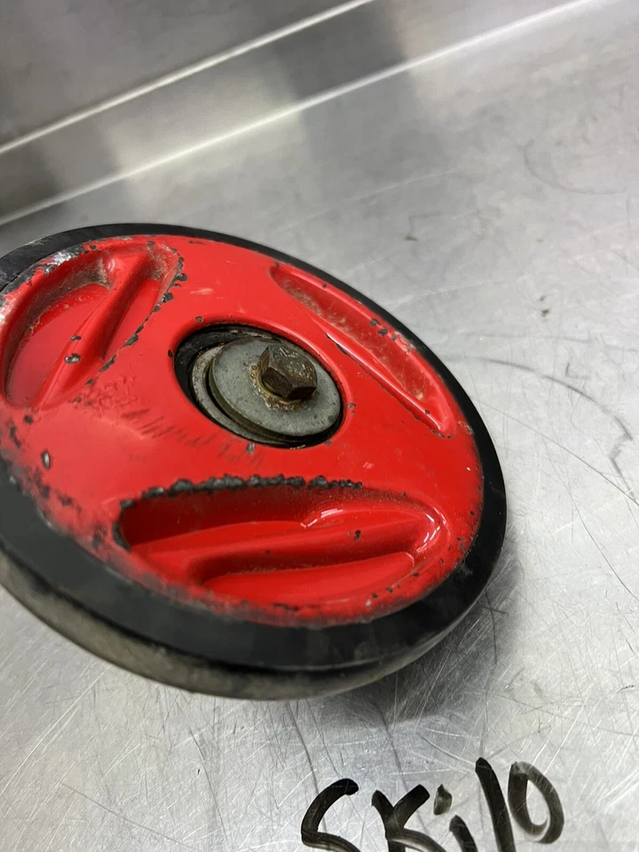 Ski-Doo Mxz Formula 500 rojo OEM montaje de cojinete de rueda loca exterior delantera 570066632 Foto 3 de 4