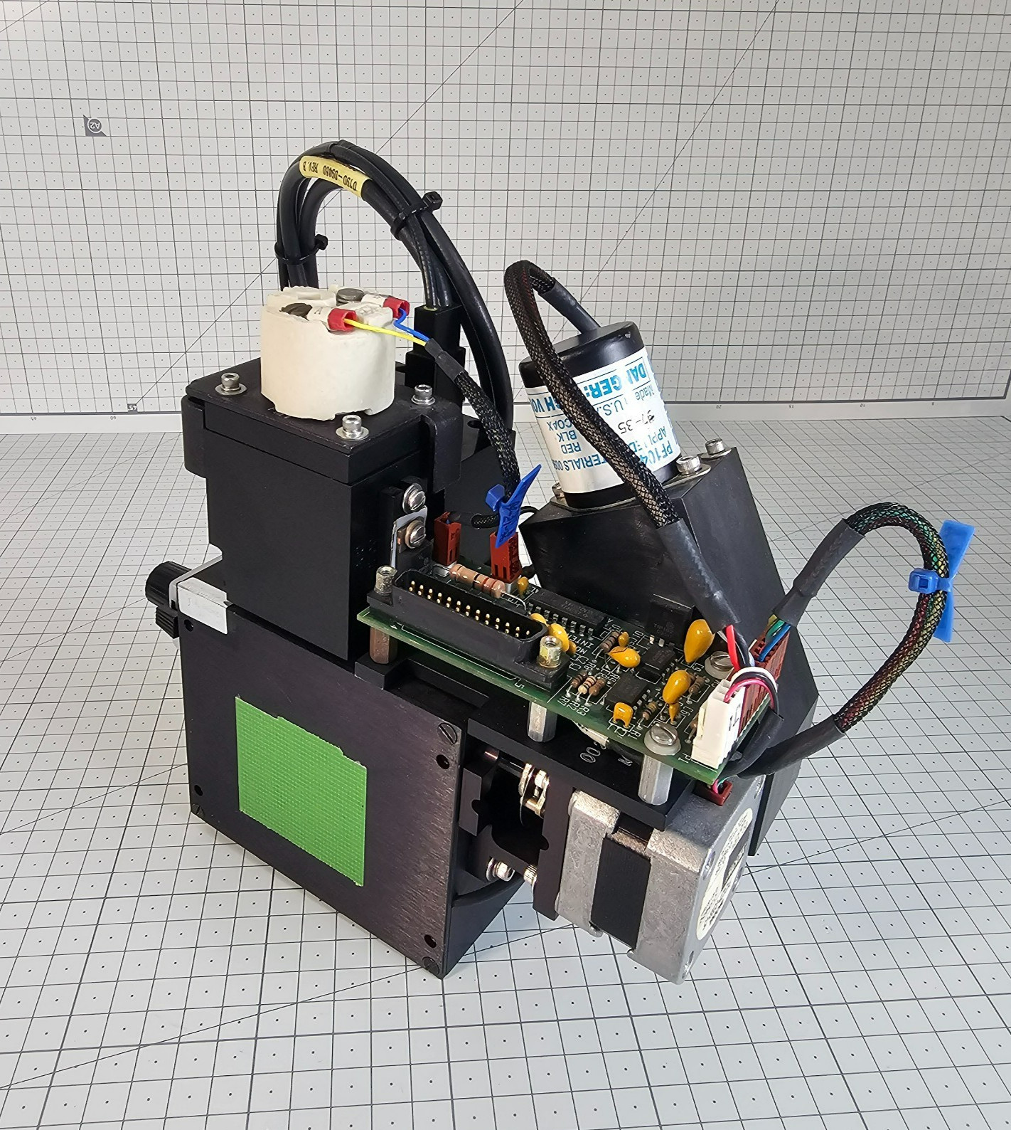 APPLIED MATERIALS MONOCHROMATOR MODULE ASSY-P/C ENDPNT 19"