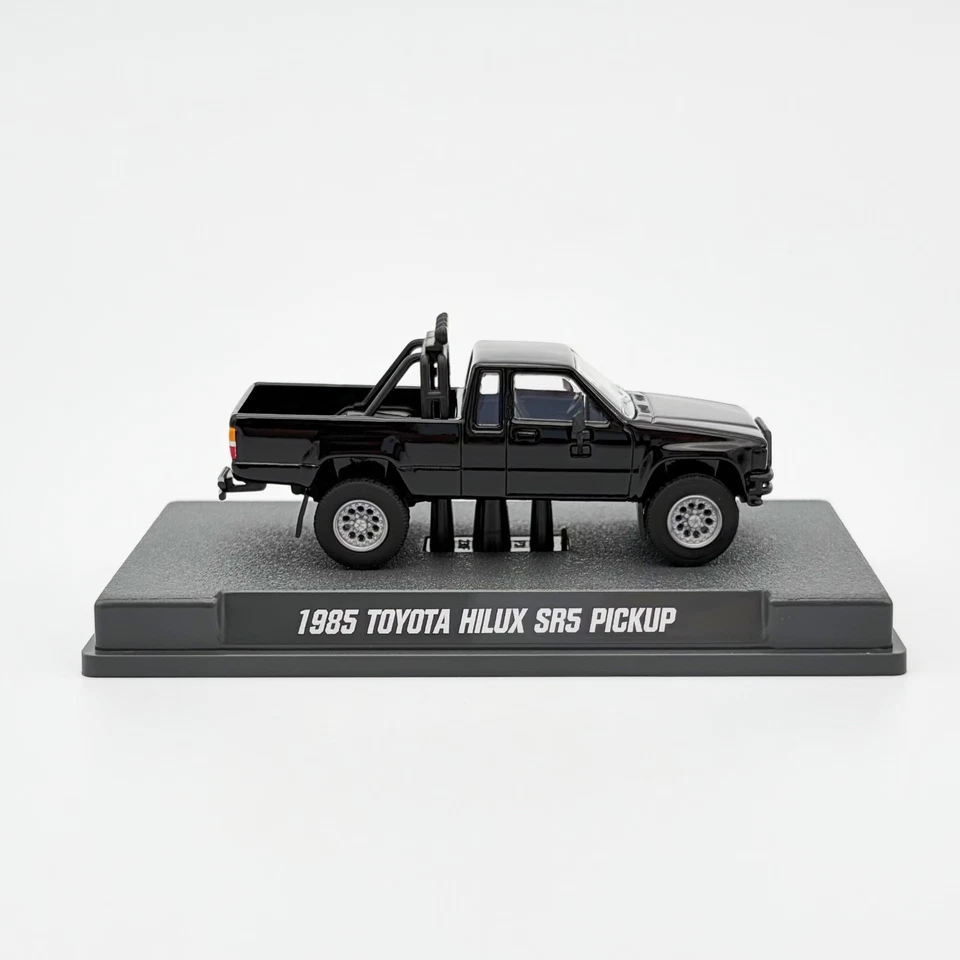 Majorette 1:64 Collector Series – 1985 Toyota Hilux SR5 Pickup - Black - Image 3 of 4