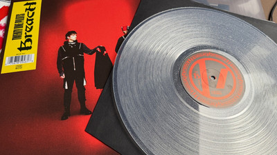 Twenty One Pilots - Breach  ( Clear Glitter Vinyl ) Limited Edition