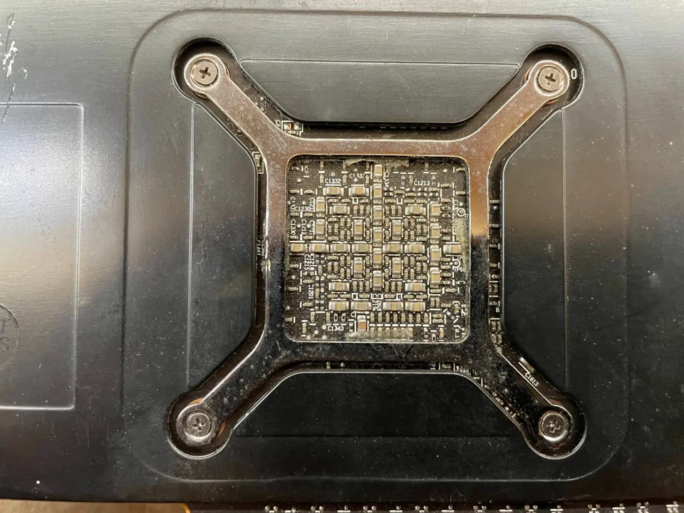 MSI AMD RADEON HD 6970 Graphics Card - Image 4 of 4