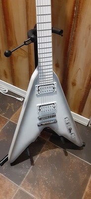 FireFly Brendon Small Snow Falcon White Flying V Electric Guitar