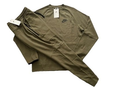 nike tech essentials tracksuit