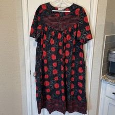 VTG Phases Medium MuuMuu Kaftan House Patio Dress Cotton Cottagecore Floral