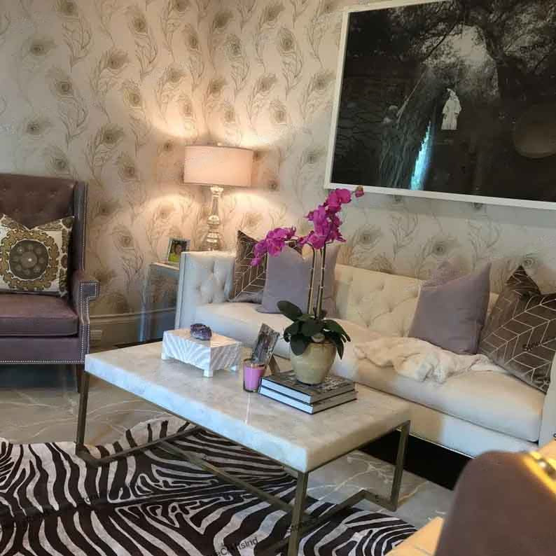 White Quartz Coffee Table or Dining Top Handcrafted Natural Stone