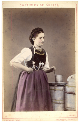 Suisse Canton de Schaffhouse Femme En Costume Traditionnel Vintage