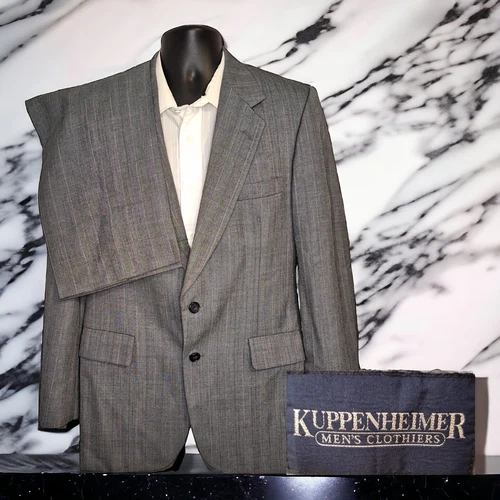 Kuppenheimer 2 Piece Suit Mens 38R 32X30 Gray  Stripe