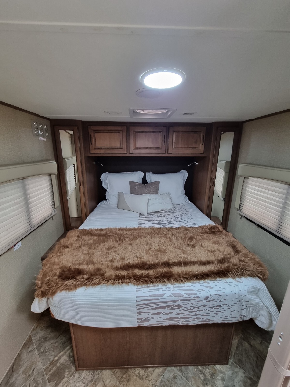 2014 CELL VIEWFINDER 25 FOOT CARAVANSOLARESC eBay