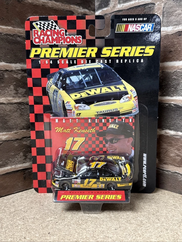 批量 2 件 Matt Kenseth Dewalt 1: 64 NASCAR Racing Champions Premier 压铸 全新 — 第 2/4 张图片