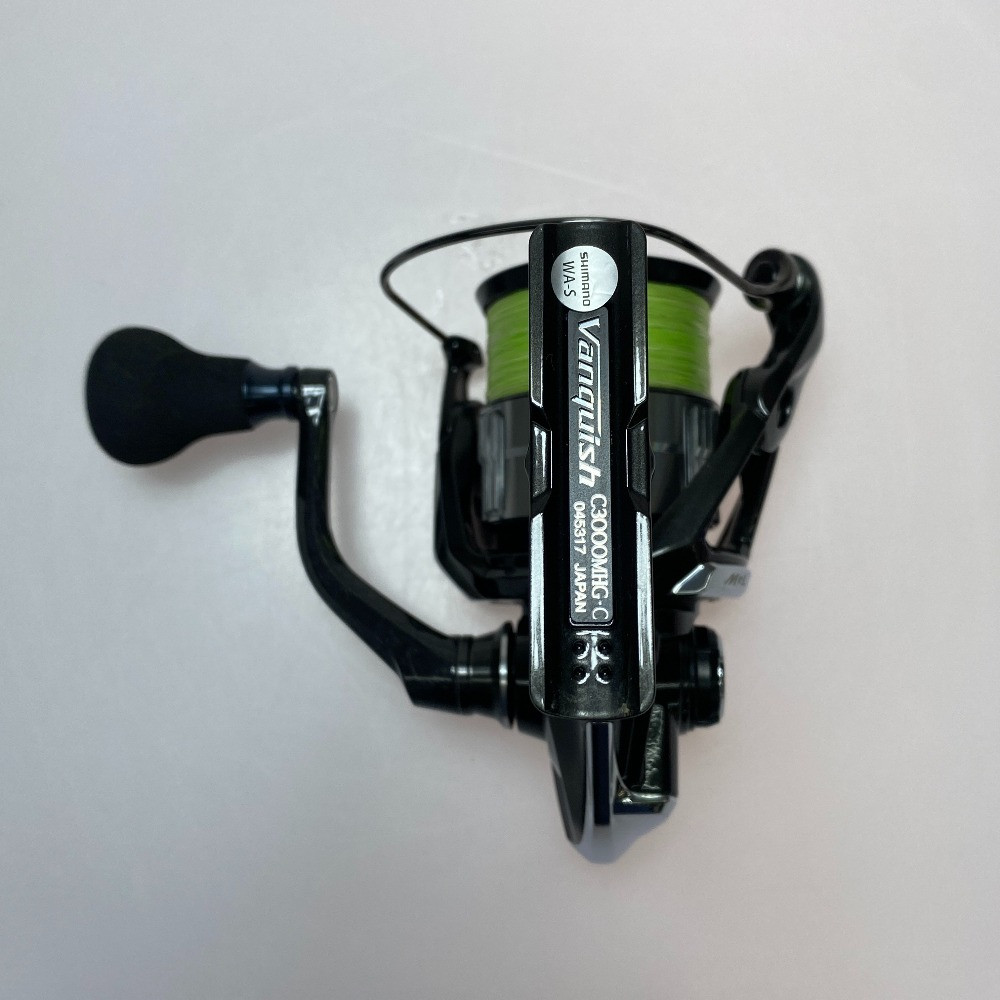 SHIMANO 23 Vanquish C3000MHG 045317 No noticeable scratches