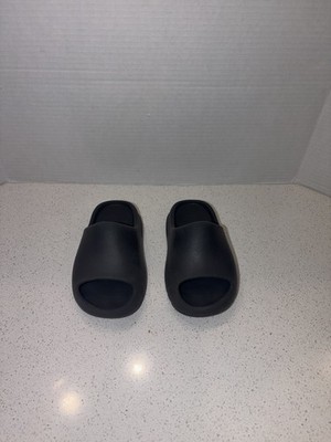 Yzy Adidas Slides Dark Onyx Kids Size 10 No Box