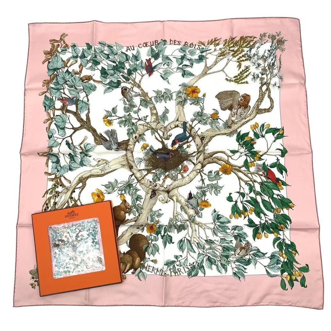 Au cœur des bois red - Hermès Scarf Details | Scarf Sage
