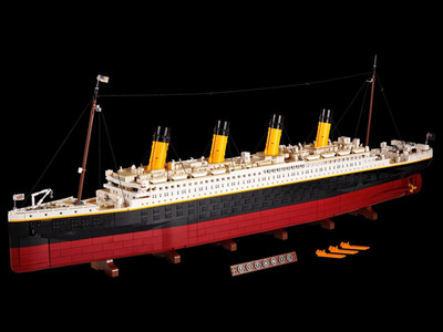ALT MOC Titanic 10294 9090 Pieces | No Box