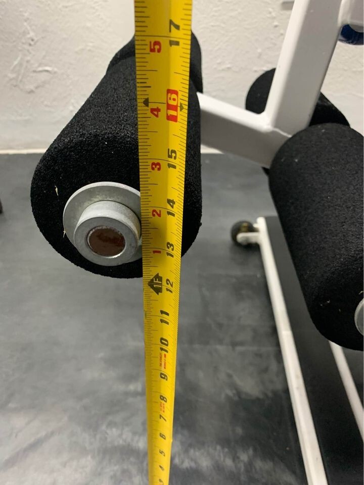 Hydraulic leg extension / leg curl machine white blue seat eBay