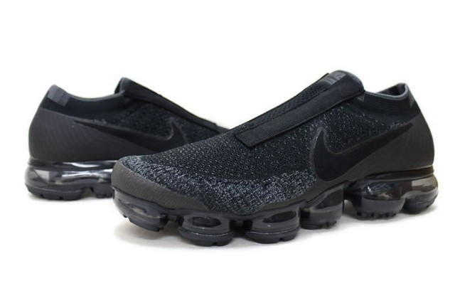 vapormax se laceless triple black