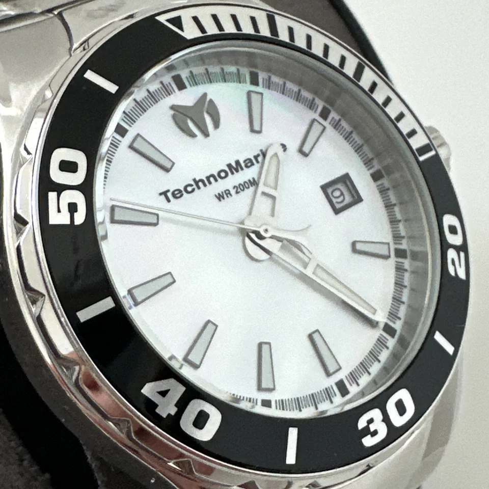 Кварцевые повседневные часы Technomarine 'Manta' из нержавеющей стали серебристые TM-215048 - Изображение 2 из 4