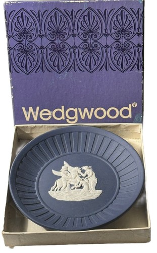 Piatto in diaspro blu scuro Wedgwood inglese metà secolo, 1974 Pegasus Horse - Foto 3 di 8