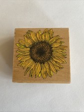 Hero Arts wood rubber stamp Sunflower floral flower 2-1/2" x 2-1/2"