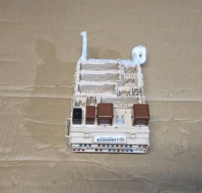 2002-2007 TOYOTA ALPHARD 2.4 PETROL FUSE BOX AND RELAY 90987-02016 156700-1570