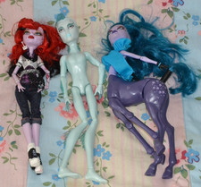 3 muñecas Mattel Monster High, Operetta, Gil Gillington Webber y Avea Trotter